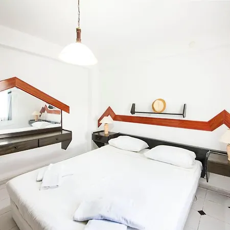 Вилла Peaceful With Shared Pool, Balcony, Terrace And Backyard In Bodrum